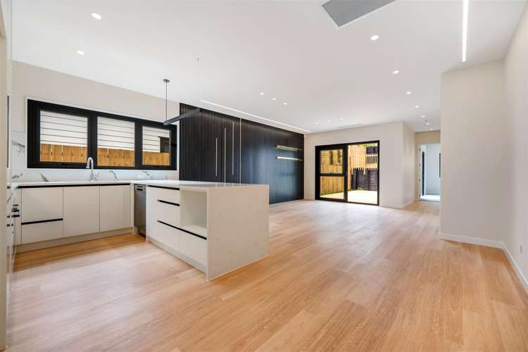 23 whakairo crescent Gulf Harbour_5