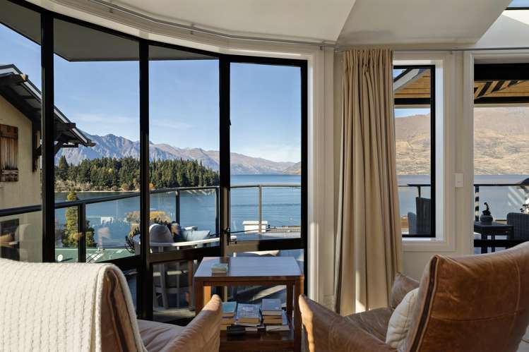 901/34 Lake Esplanade Queenstown_7