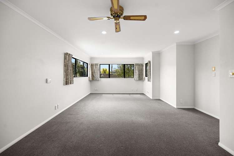 17 Montrose Crescent Huntington_17