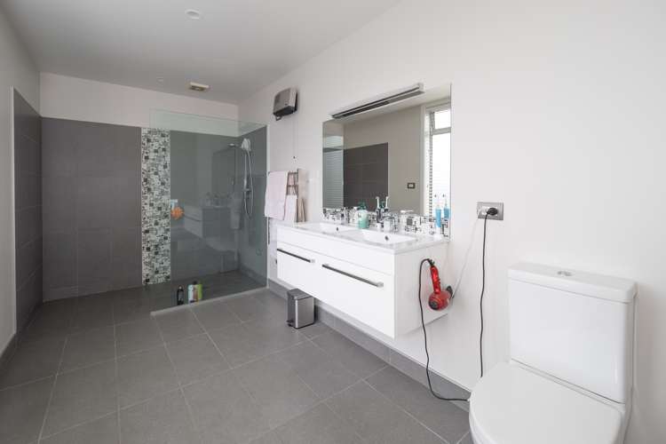 14 Orchard Grove Netherby_16