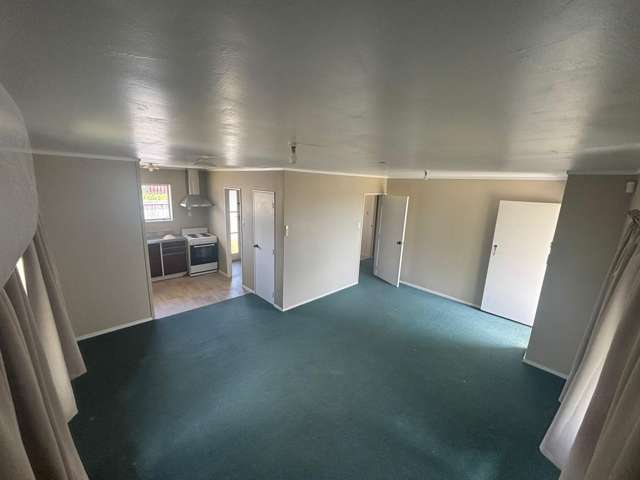  2/8 Darlington Place Glendene_3