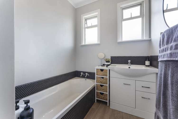 3 Aberdeen Avenue Takaro_11