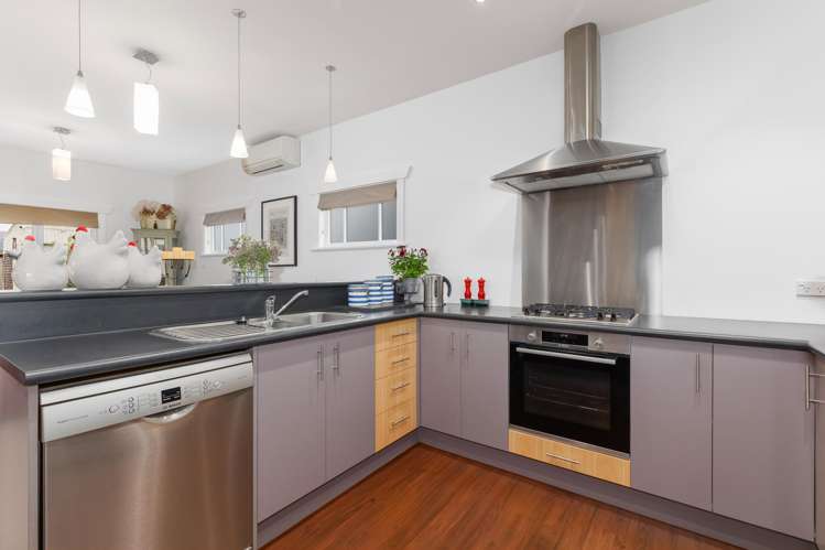 41 Royal Street Upper Hutt Central_6