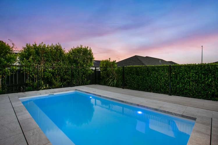 6 Siren Street Wainui_2