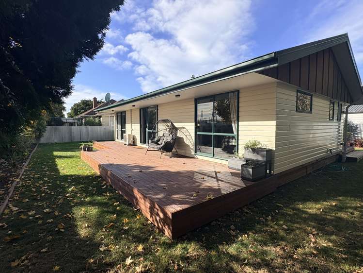 19A Kaplan Avenue Islington_17