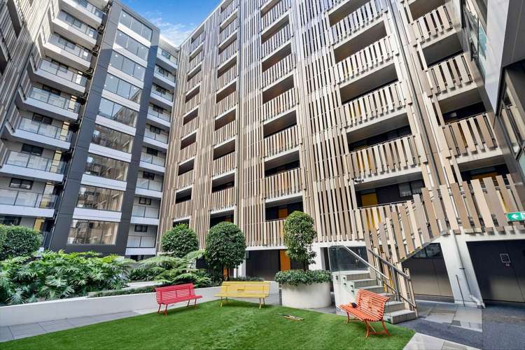 214/5 Howe Street Freemans Bay_11