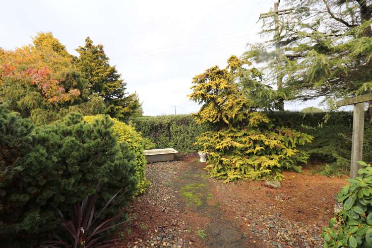 153 Flora Road East Makarewa_32