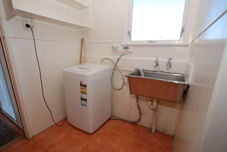 152 Lake Road Belmont_10