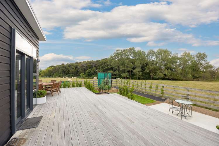 567 Lethbridge Road Halcombe_21