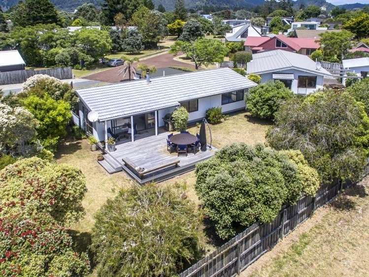 7 Courtney Close Pauanui_3