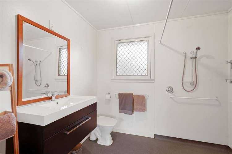 22 Cullahill Street Harewood_14