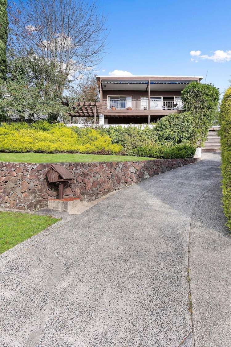 18 Surville Place Mairangi Bay_27