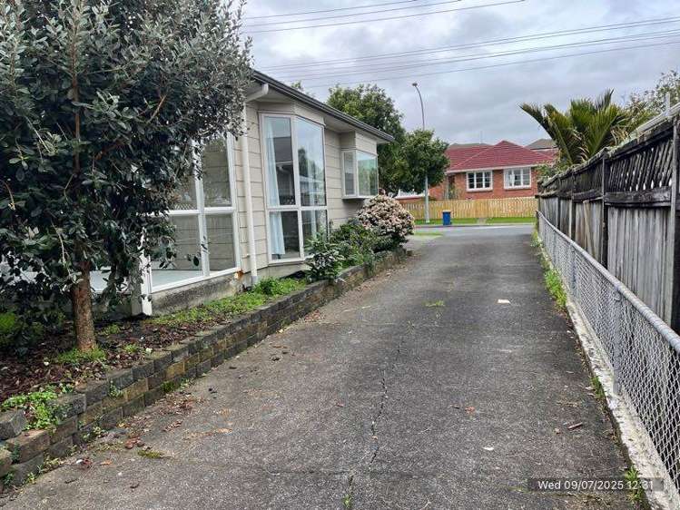 41A Vodanovich Road Te Atatu South_7