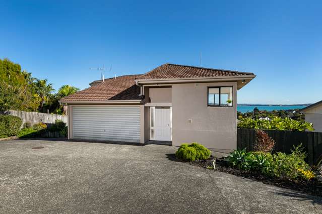 1/10a Toroa Street Torbay_2