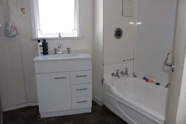 26 High Street Greymouth_16