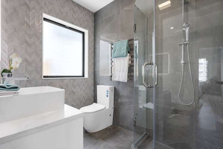 63 Koromeke Street Flat Bush_17