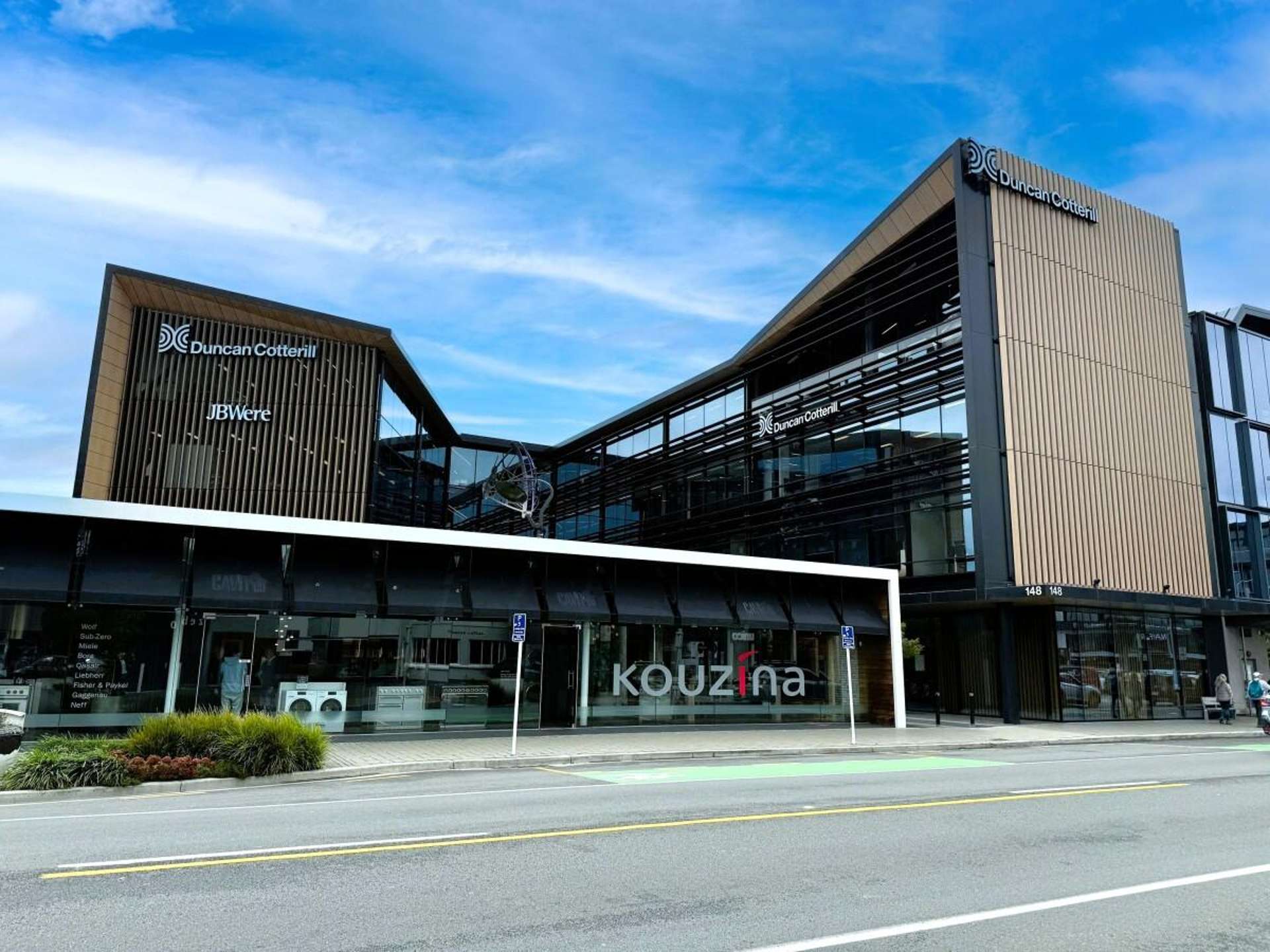 LVL 1/148  Victoria Street City Centre_0