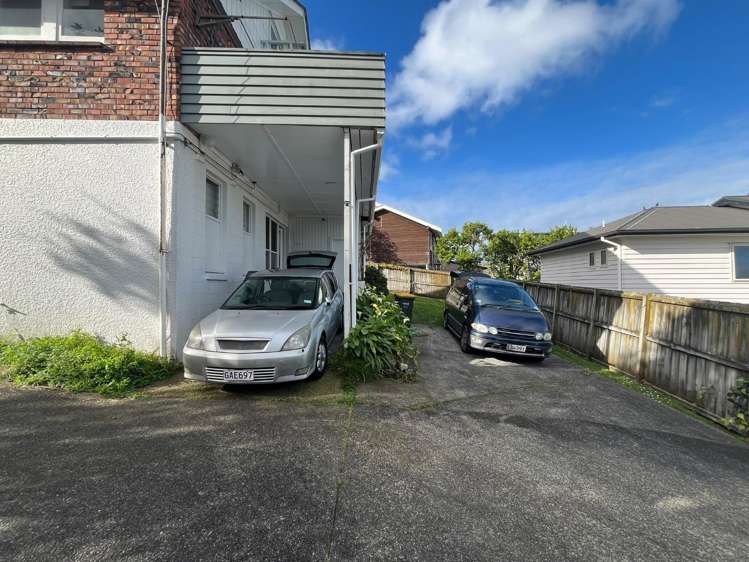 2/30 Martin Crescent Northcote_1