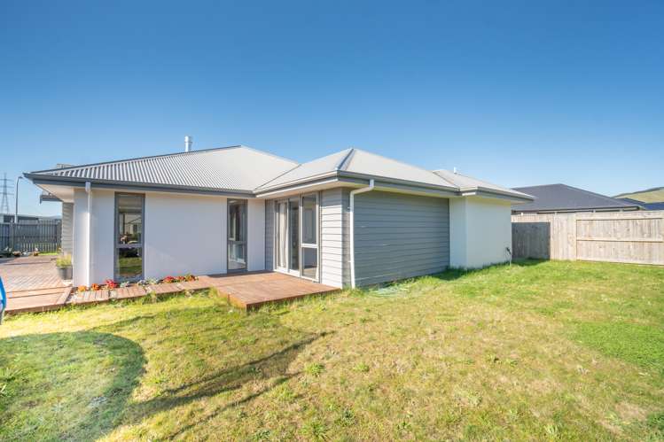 5 Mediterranean Grove Fitzherbert_24