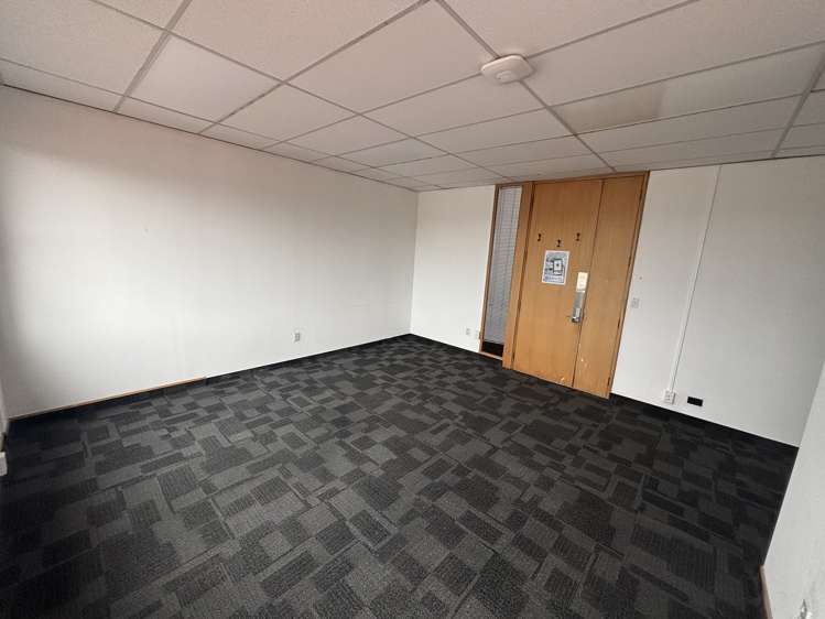 L1A/240 Jackson Street Petone_4