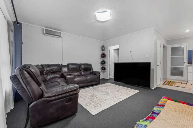 2/13 Lochinver Road Papatoetoe_4