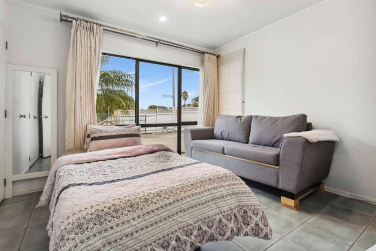 1/2 Orangewood Drive Shamrock Park_14