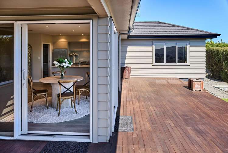 107 Endeavour Drive Whitby_9