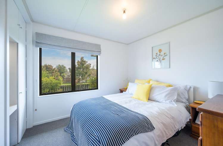 8 Challies Way Richmond_9