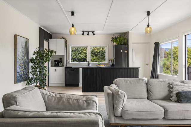 4 Simon Road Raglan_2