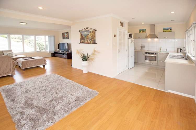 1/1287 Whangaparaoa Road_0