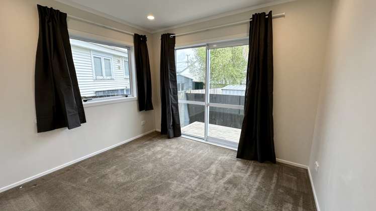 22 Airdrie Road Ranui_6