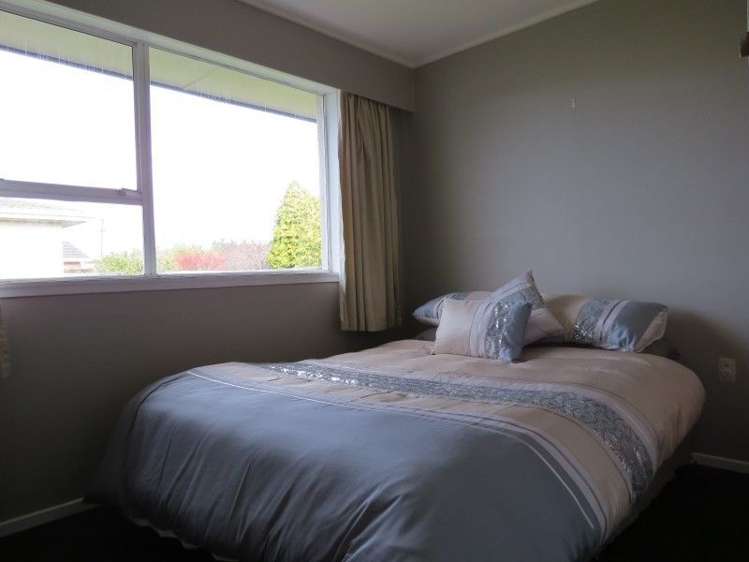 10 Great North Road Winton_3