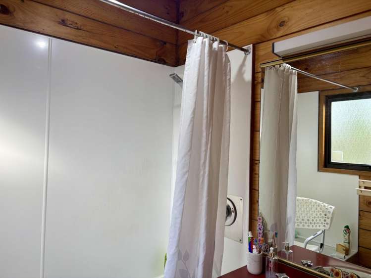 7 Drummond Crescent 10607_7