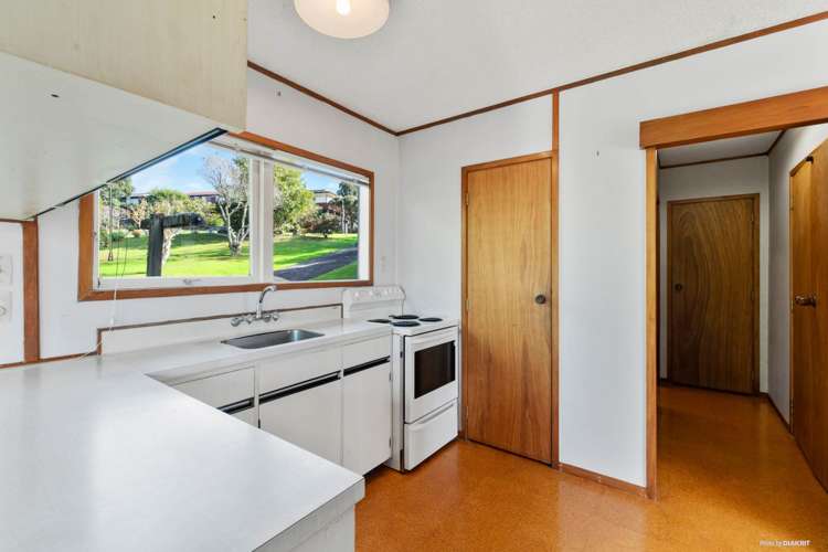 2/114 Eban Avenue Hillcrest_6