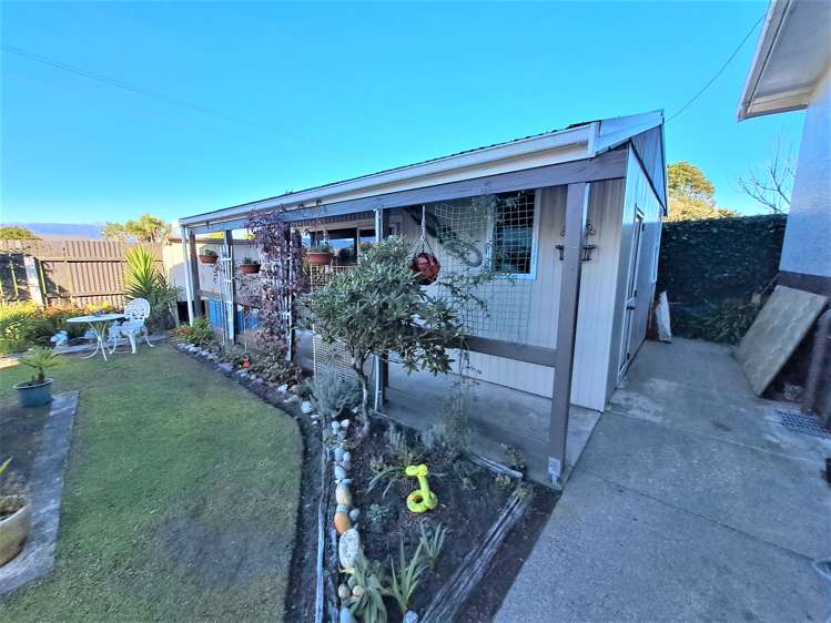 17 Ngahue Crescent Carters Beach_11