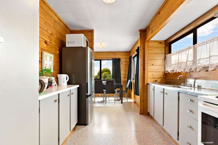 2/36a Tomo Street New Lynn_7