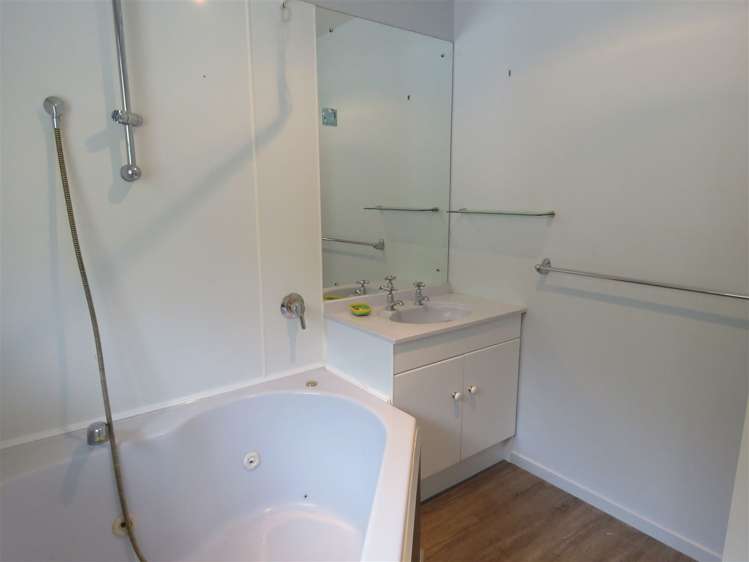 1 Durrell Way Rolleston_12