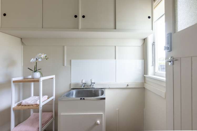 224 Kennedy Road Onekawa_12