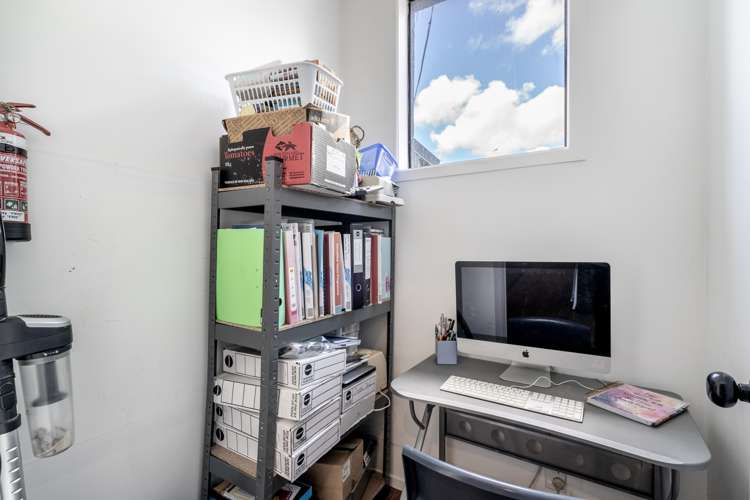 59 Queens Drive Richmond_13