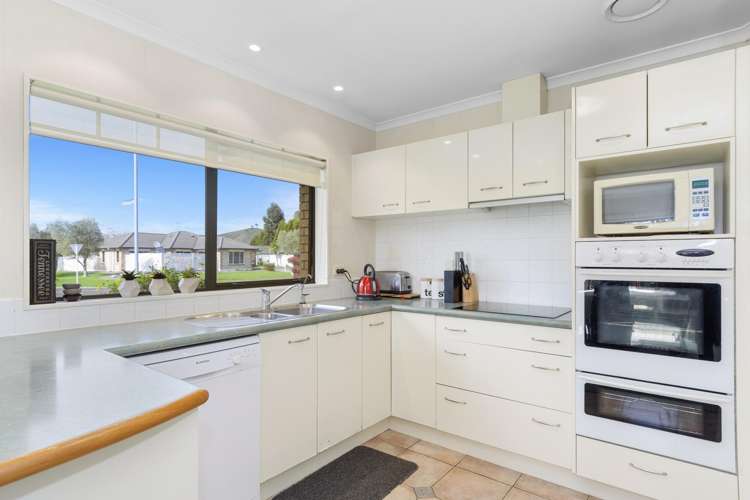 25 The Gardens Drive Papamoa_5
