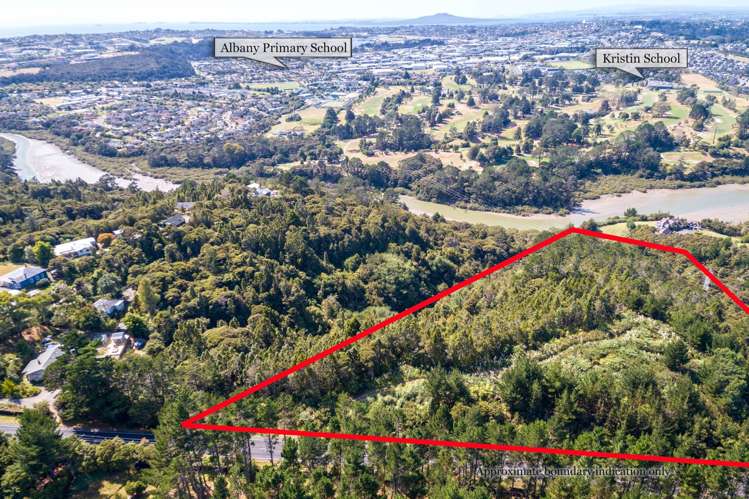 201 Paremoremo Road_3