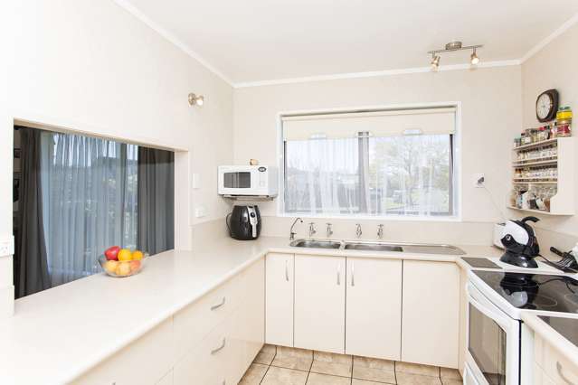 18 Elsdon Best Street Riverdale_4