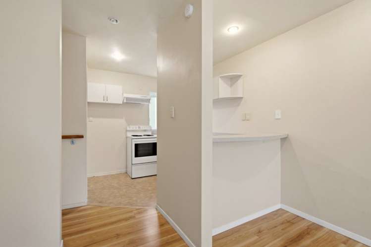 1/179 Riccarton Road_5