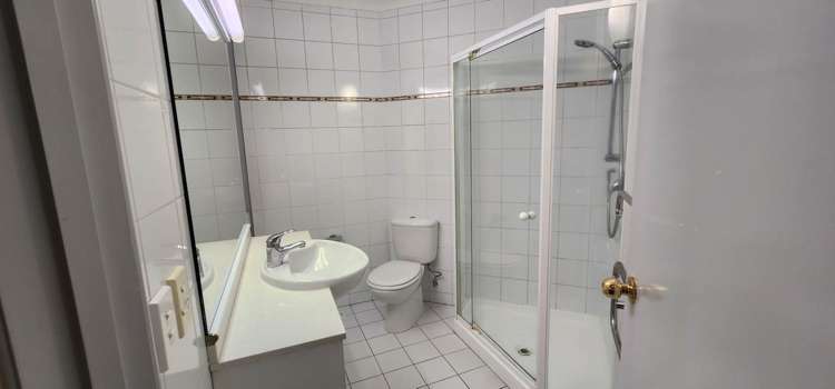 2f/18 Hobson Street Auckland Central_7