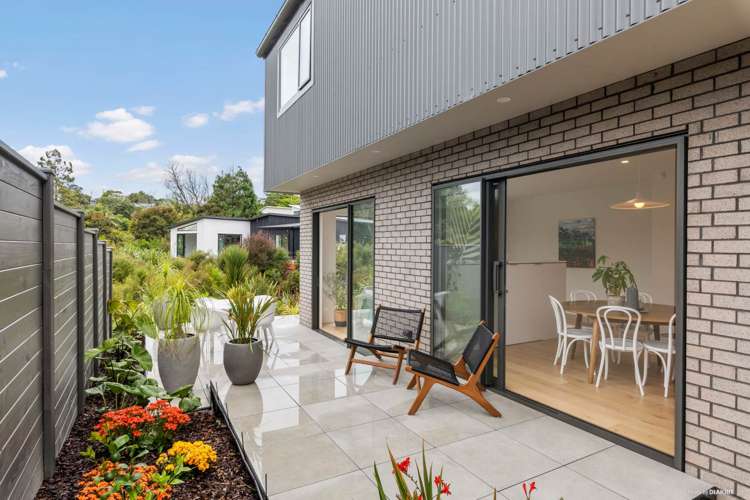 6 Odlin Lane Red Beach_8