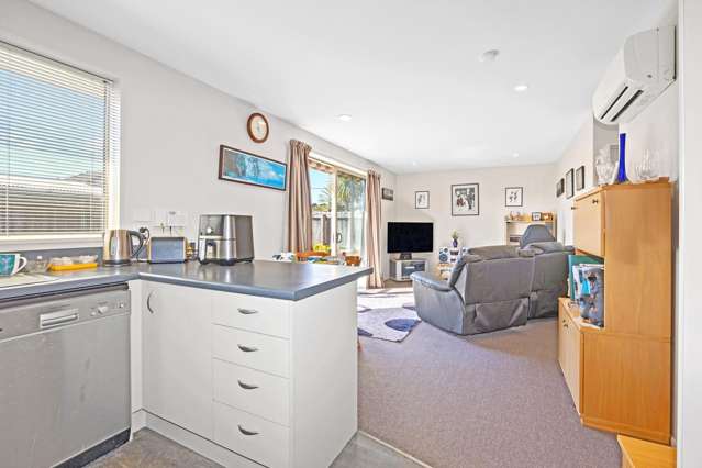1/160 Breezes Road Wainoni_3