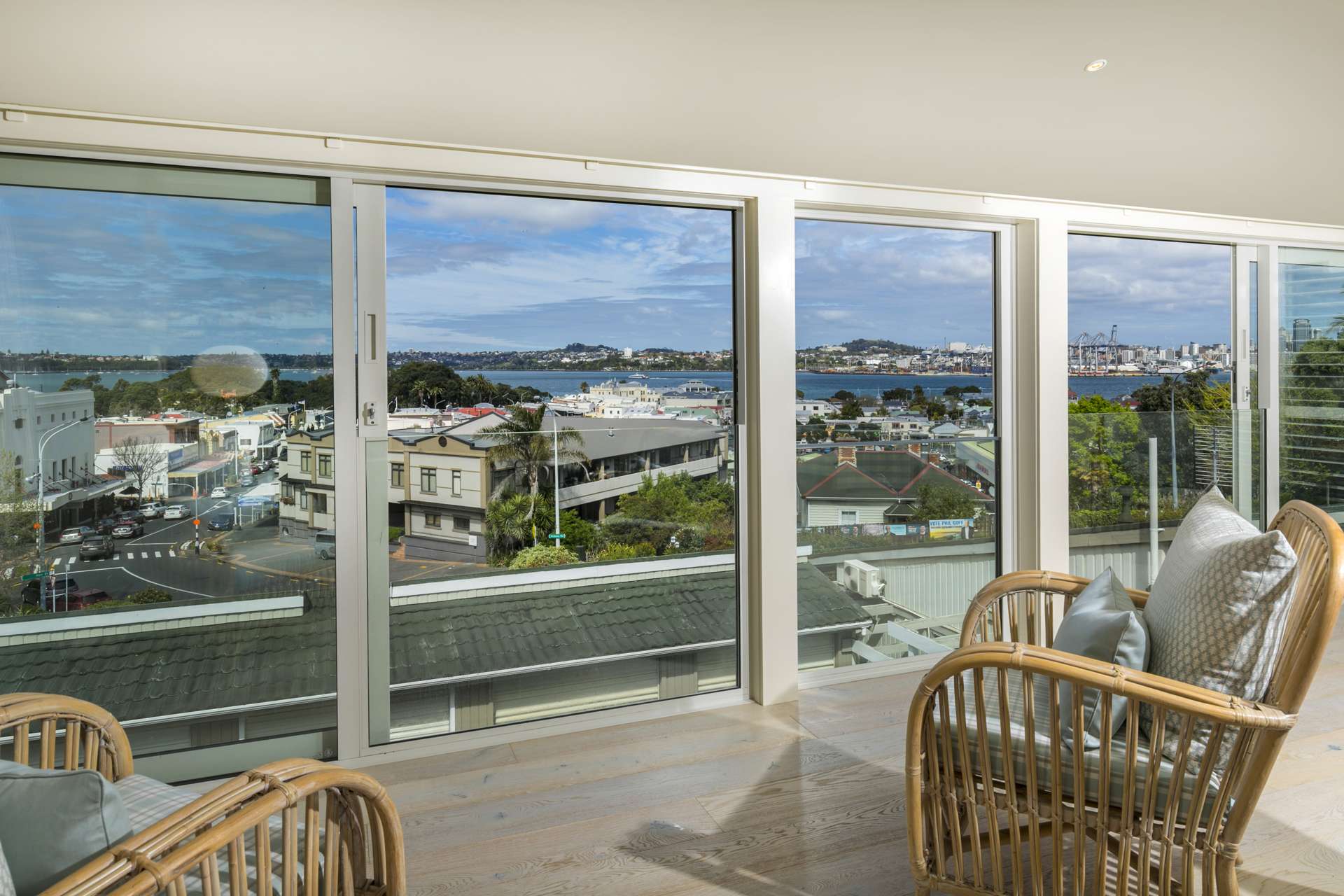 4/66 Victoria Road Devonport_0