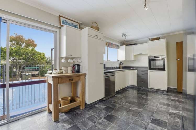 11 Hereford Street Stoke_8