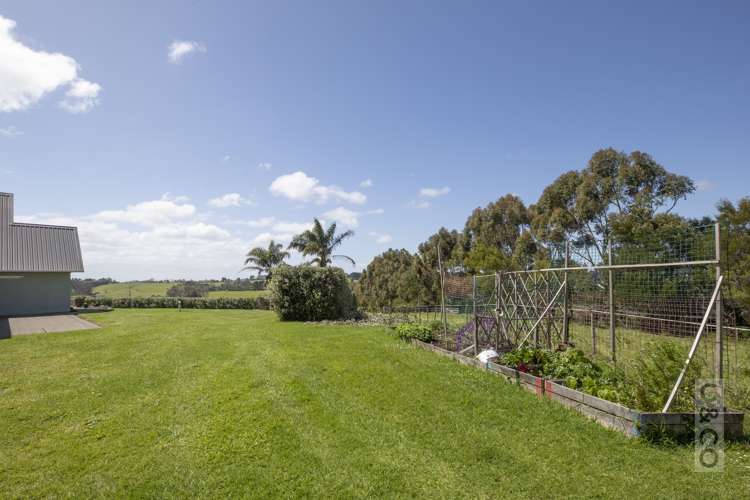 221 Amreins Road Taupaki_36