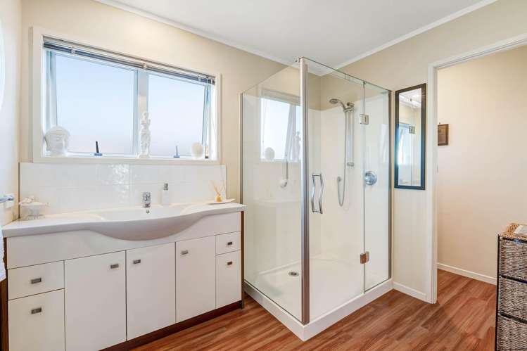 3 The Nook Algies Bay_14